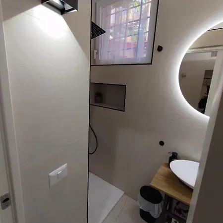 A Casa Dei Romani Apartment Rom